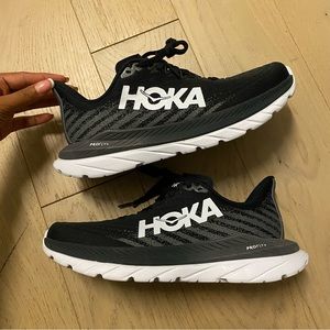 HOKA MACH 5 Women’s Black / White Size 6.5